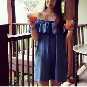 Sincerely Jules Off-Shoulder Denim Dress | Size Small